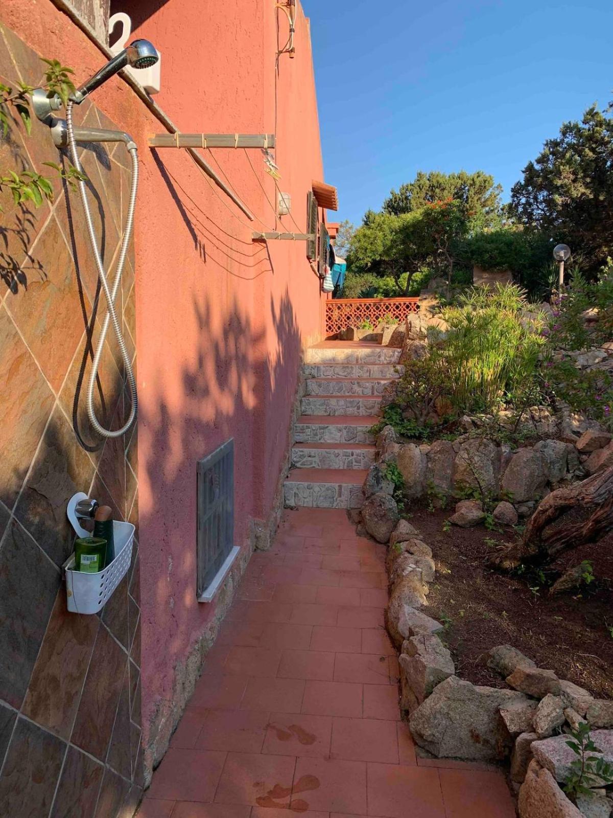 Grazioso Appartamento In Casa Con Giardino La Maddalena  Exterior photo